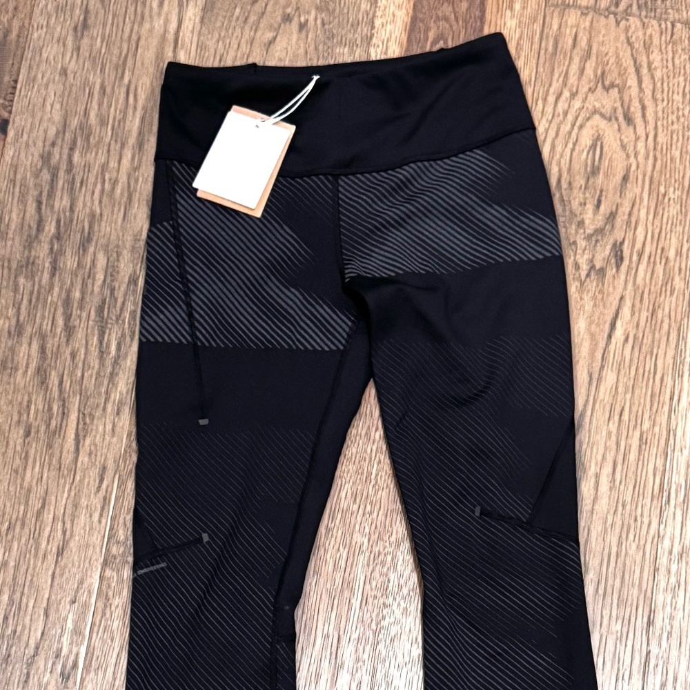 ON Cloud Lumos running tights